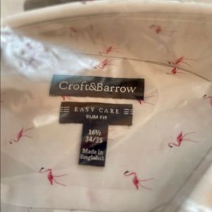Croft Barrow white shirt with pink flamingos Slim fit Easy care 16 1/2 34 35.